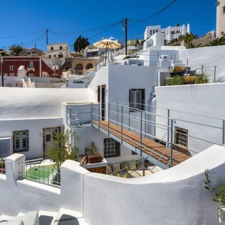 Petit Village ثيرا المظهر الخارجي الصورة
