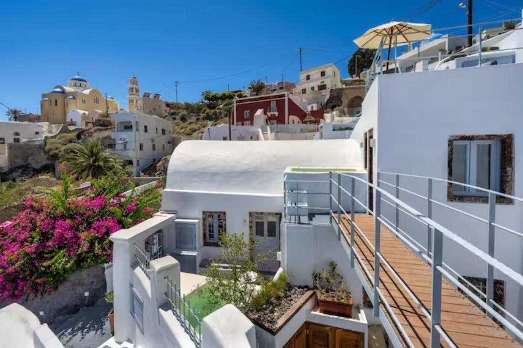 Petit Village ثيرا المظهر الخارجي الصورة